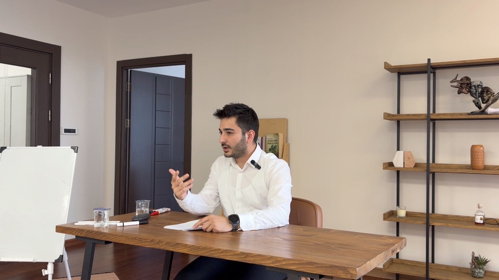 Psikolog Adem Öztürk